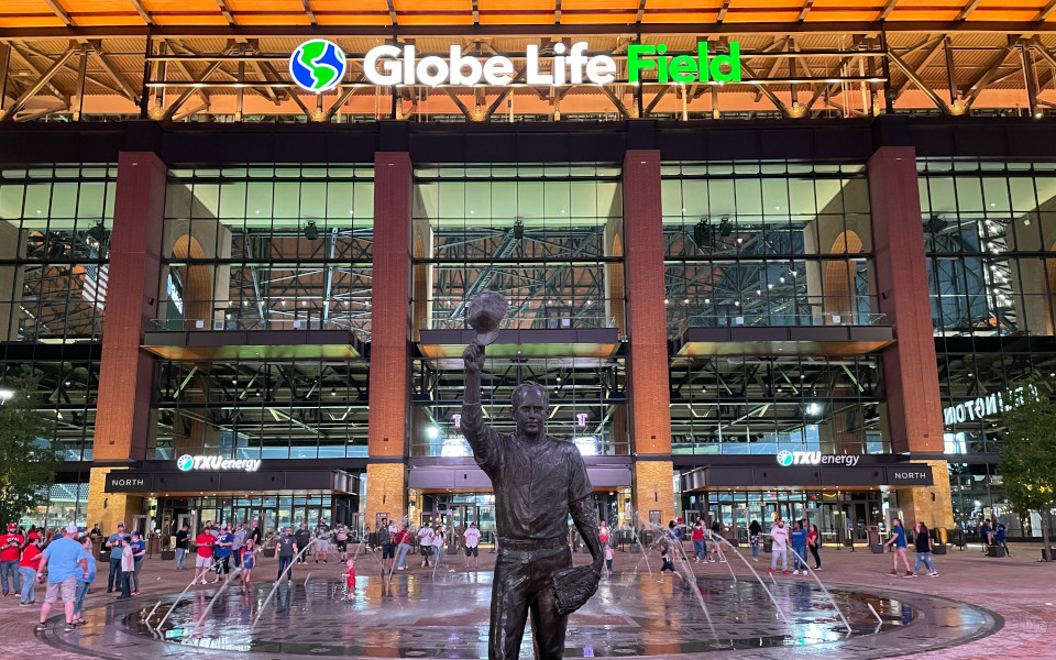 Globe-Life-Field-Ryan-Statue